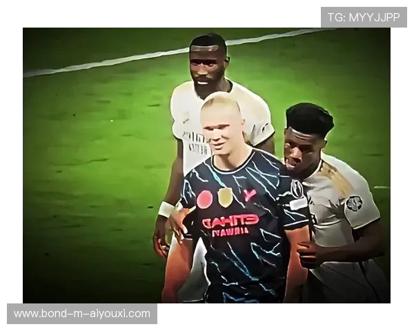 哈兰德谈卡拉格与基恩，幽默回应采访